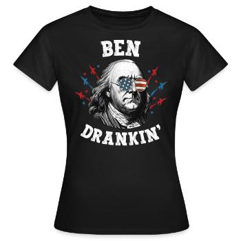Benjamin Franklin 4th Of July Men American Flag - Women's T-Shirt - black - Front - AI Model Female 172 dark (172cm)