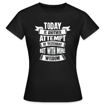 Connaissance motivatrice de la sagesse motivationnelle - T-shirt Femme - noir - Devant - AI Model Female 172 dark (172cm)