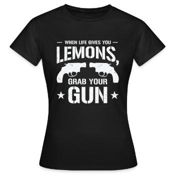 Guns Pistol Lover Gun Owner Shooting - Women's T-Shirt - black - Front - AI Model Female 172 dark (172cm)