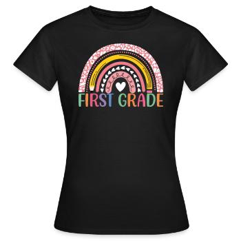 Erste Klasse - Frauen T-Shirt - Schwarz - Vorne - AI Model Female 172 dark (172cm)