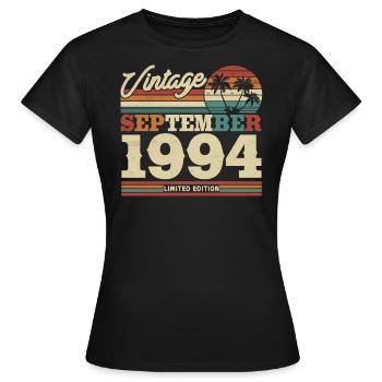 Vintage Geburtstagsgeschenk 1994 - Frauen T-Shirt - Schwarz - Vorne - AI Model Female 172 dark (172cm)