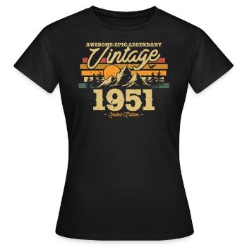 1951 Nostalgie Geburtstagsgeschenk - Frauen T-Shirt - Schwarz - Vorne - AI Model Female 172 dark (172cm)