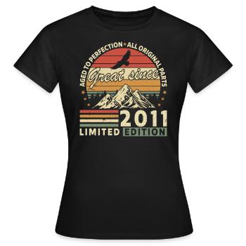 2011 - Jahrgang 2011 - Frauen T-Shirt - Schwarz - Vorne - AI Model Female 172 dark (172cm)