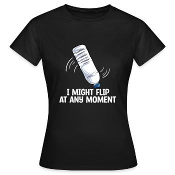 Bouteille d’eau Retournant la bouteille - T-shirt Femme - noir - Devant - AI Model Female 172 dark (172cm)