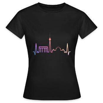 Berlin skyline - Women's T-Shirt - black - Front - AI Model Female 172 dark (172cm)
