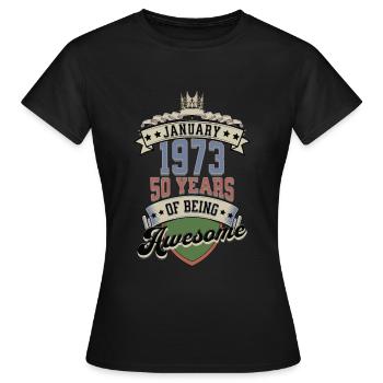 Cadeau d’anniversaire femme 50 ans Janvier 1973 - T-shirt Femme - noir - Devant - AI Model Female 172 dark (172cm)