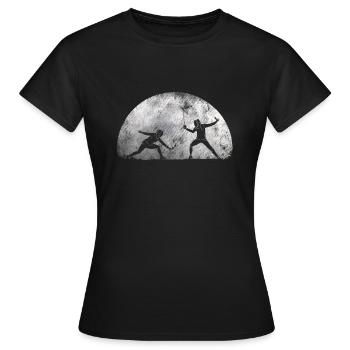 Mond Fechten Fechtsport Duell - Frauen T-Shirt - Schwarz - Vorne - AI Model Female 172 dark (172cm)