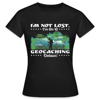 Ich habe mich nicht verlaufen, ich bin auf einem Geocaching-Umweg! - Frauen T-Shirt - Schwarz - Vorne - AI Model Female 172 dark (172cm)