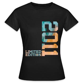15. GEBURTSTAG LIMITED EDITION 2011 - Frauen T-Shirt - Schwarz - Vorne - AI Model Female 172 dark (172cm)