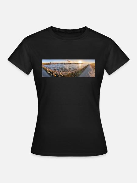Panorama Sunset Husum - Women's T-Shirt - black