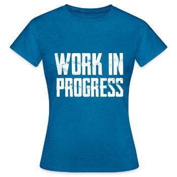 Motivation des travaux en cours - T-shirt Femme - bleu saphir antique chiné - Devant - AI Model Female 172 dark (172cm)