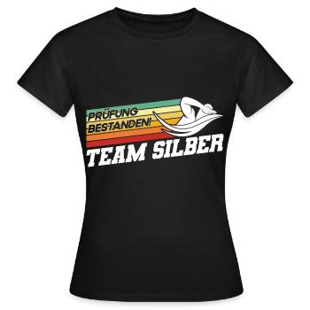 Silber Schwimmer Prüfung Silber Schwimmabzeichen - Frauen T-Shirt - Schwarz - Vorne - AI Model Female 172 dark (172cm)