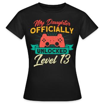 Ma fille Famille LVL déverrouillée - T-shirt Femme - noir - Devant - AI Model Female 172 dark (172cm)
