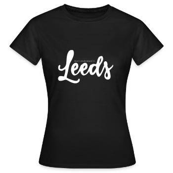 Leeds | England - Frauen T-Shirt - Schwarz - Vorne - AI Model Female 172 dark (172cm)