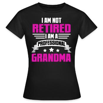 Grandmother grandma grandma - Women's T-Shirt - black - Front - AI Model Female 172 dark (172cm)