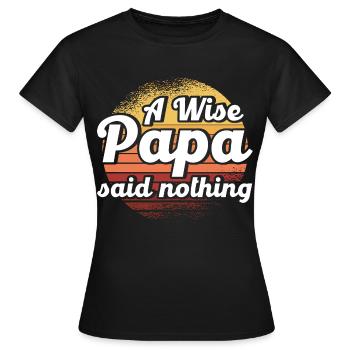 Klug Vater Vati Papa - Frauen T-Shirt - Schwarz - Vorne - AI Model Female 172 dark (172cm)