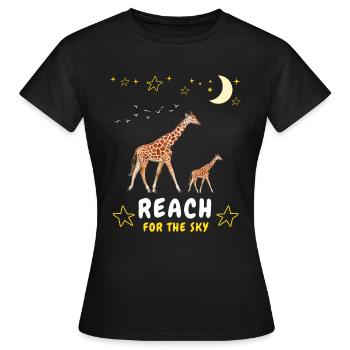 Greifen Sie nach dem Himmel - Giraffenfamilie - Frauen T-Shirt - Schwarz - Vorne - AI Model Female 172 dark (172cm)