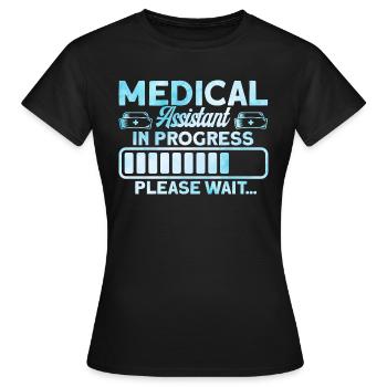 Assistentin im Gesundheitswesen Zertifizierte medi - Frauen T-Shirt - Schwarz - Vorne - AI Model Female 172 dark (172cm)