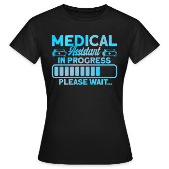 Assistentin im Gesundheitswesen Zertifizierte medi - Frauen T-Shirt - Schwarz - Vorne - AI Model Female 172 dark (172cm)