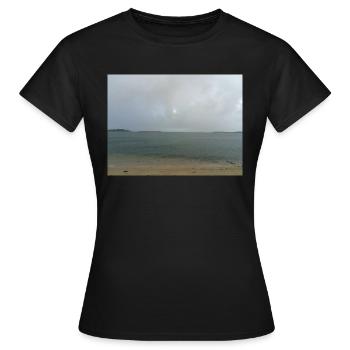 Vue mer Horizon - T-shirt Femme - noir - Devant - AI Model Female 172 dark (172cm)