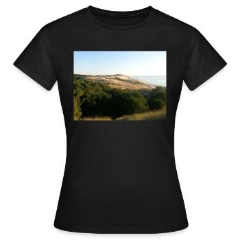 Dune du Pilat - Frauen T-Shirt - Schwarz - Vorne - AI Model Female 172 dark (172cm)