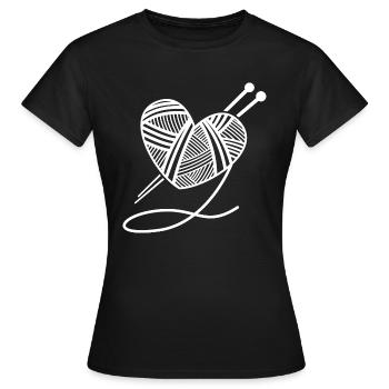 Tricoter des aiguilles de laine coeur cadeau à la main - T-shirt Femme - noir - Devant - AI Model Female 172 dark (172cm)
