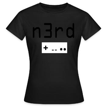 Nerd - Frauen T-Shirt - Schwarz - Vorne - AI Model Female 172 dark (172cm)