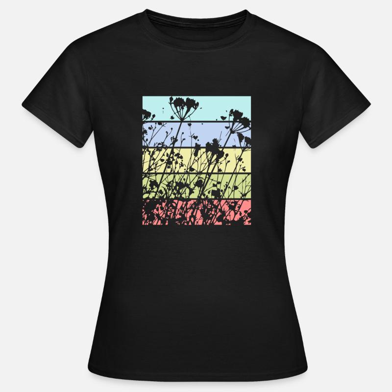 Spring floral pattern - Women's T-Shirt - black