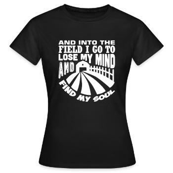 Field - Women's T-Shirt - black - Front - AI Model Female 172 dark (172cm)