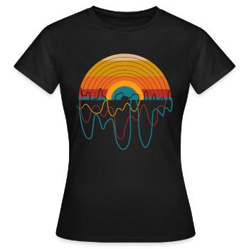 Retro LP Vinyl Player I Sunset Vinyl Records - Frauen T-Shirt - Schwarz - Vorne - AI Model Female 172 dark (172cm)