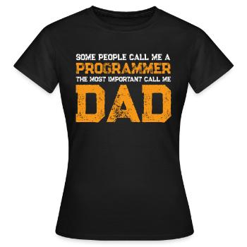 Programmer Dad - Frauen T-Shirt - Schwarz - Vorne - AI Model Female 172 dark (172cm)