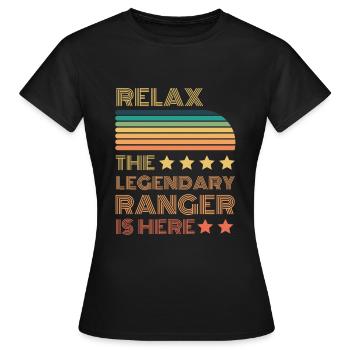 Relax der Legendäre Ranger ist hier Retro - Frauen T-Shirt - Schwarz - Vorne - AI Model Female 172 dark (172cm)