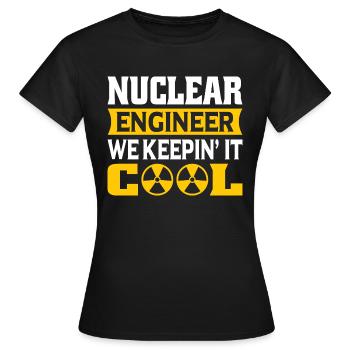 Ingénieur nucléaire Technologie nucléaire Énergie nucléaire - T-shirt Femme - noir - Devant - AI Model Female 172 dark (172cm)