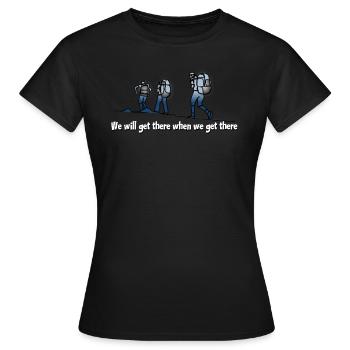 Wanderer, Wandern Hiker, Hiking - Frauen T-Shirt - Schwarz - Vorne - AI Model Female 172 dark (172cm)