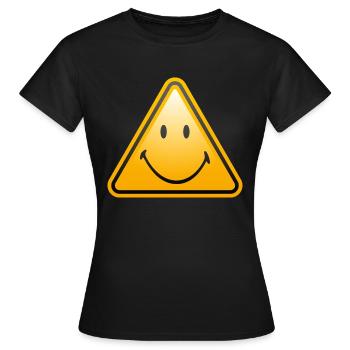 Smiley Shield - T-shirt Femme - noir - Devant - AI Model Female 172 dark (172cm)