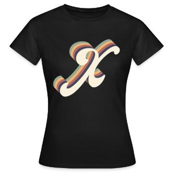 Buchstabe K - Frauen T-Shirt - Schwarz - Vorne - AI Model Female 172 dark (172cm)