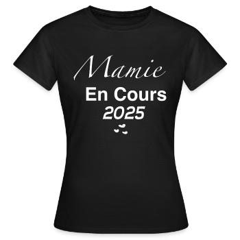 Mamie En Cours 2025 - T-shirt Femme - noir - Devant - AI Model Female 172 dark (172cm)