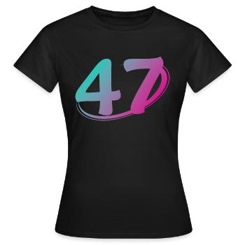 Nummer 47 mehrfarbig - Frauen T-Shirt - Schwarz - Vorne - AI Model Female 172 dark (172cm)