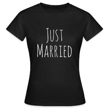 Just Married - Women's T-Shirt - black - Front - AI Model Female 172 dark (172cm)
