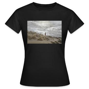 Lighthouse behind the dunes - Women's T-Shirt - black - Front - AI Model Female 172 dark (172cm)