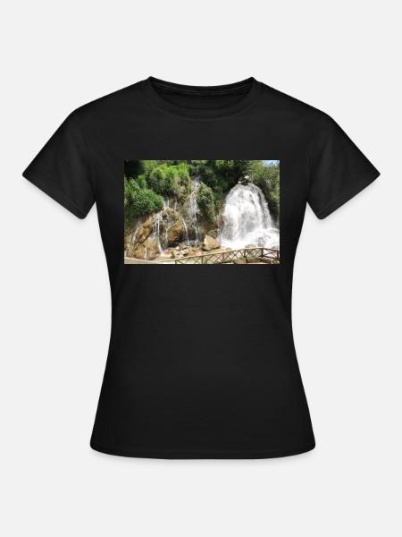 Wasserfall in Vietnam - Frauen T-Shirt - Schwarz