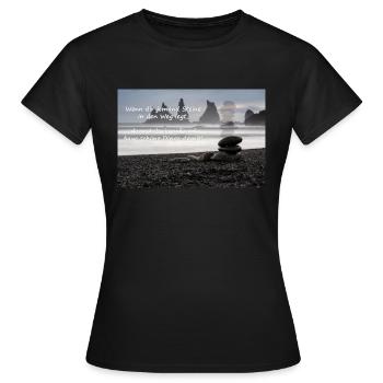 Des obstacles sur le chemin - T-shirt Femme - noir - Devant - AI Model Female 172 dark (172cm)