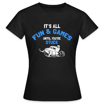 Conception de motoneigistes et de motoneiges - T-shirt Femme - noir - Devant - AI Model Female 172 dark (172cm)