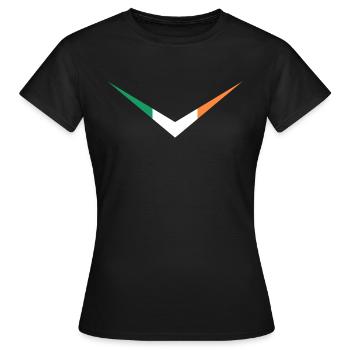 Ornement du drapeau de l’Irlande - T-shirt Femme - noir - Devant - AI Model Female 172 dark (172cm)