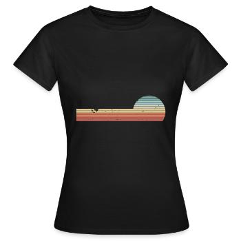 Retro Horizontal Vintage Sonnenuntergang - Frauen T-Shirt - Schwarz - Vorne - AI Model Female 172 dark (172cm)