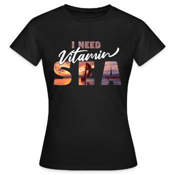 J’ai besoin de vitamines mer - Voilier maritim - T-shirt Femme - noir - Devant - AI Model Female 172 dark (172cm)