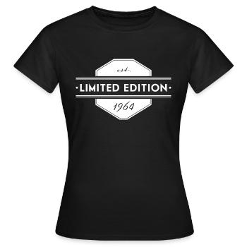 LIMITED EDITION_1964 - Frauen T-Shirt - Schwarz - Vorne - AI Model Female 172 dark (172cm)