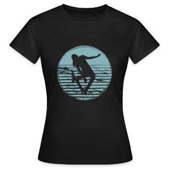Retro Skaterin Skater Skateboarder Skateboard - T-shirt Femme - noir - Devant - AI Model Female 172 dark (172cm)