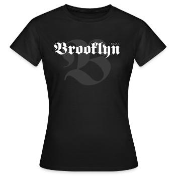 Brooklyn | defdrip | Berlin - T-shirt Femme - noir - Devant - AI Model Female 172 dark (172cm)