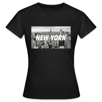 New York Manhattan - Frauen T-Shirt - Schwarz - Vorne - AI Model Female 172 dark (172cm)